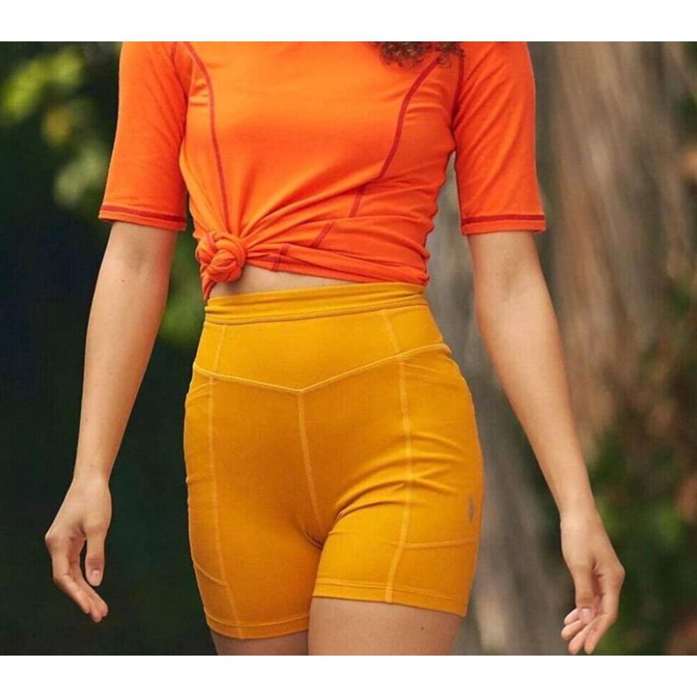 NWT Free People Movement Odessa High Rise Biker Shorts in Honeycomb size M